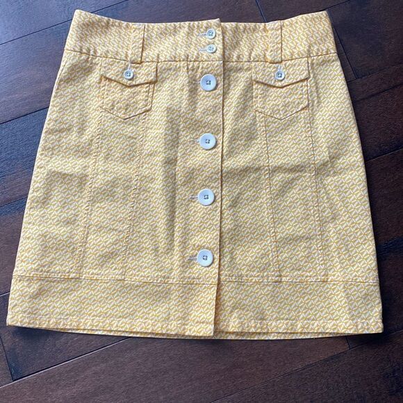 LL Bean mini skirt yellow white womens size 8 buttons pockets - Picture 1 of 5